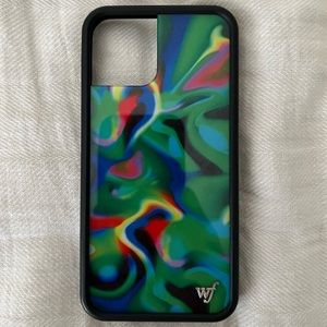 Jaded london trippy green iphone 12 case